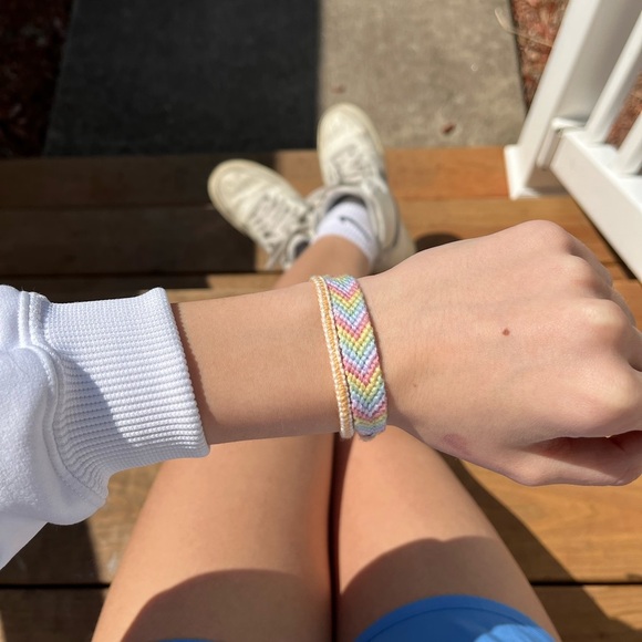 Custom handmade chevron friendship bracelet - Picture 7 of 9